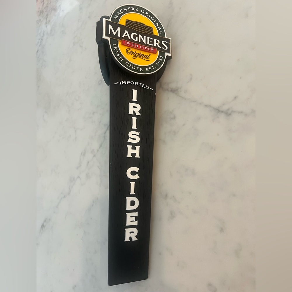 Magners Irish Cider Draft Beer Tap Handle Collectible Bar Breweriana JD Wood
